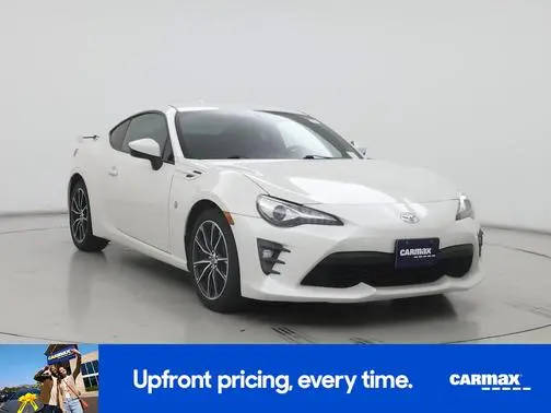 2017 Toyota 86  RWD photo