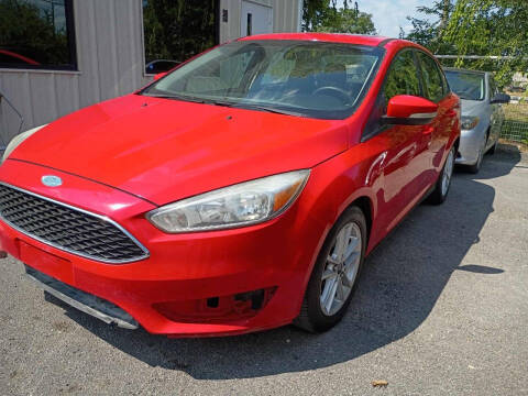 2015 Ford Focus SE FWD photo