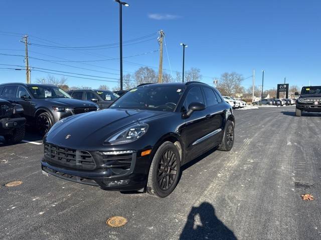 2017 Porsche Macan GTS AWD photo