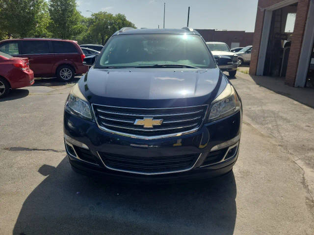 2017 Chevrolet Traverse LT FWD photo