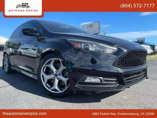 2017 Ford Focus ST FWD photo