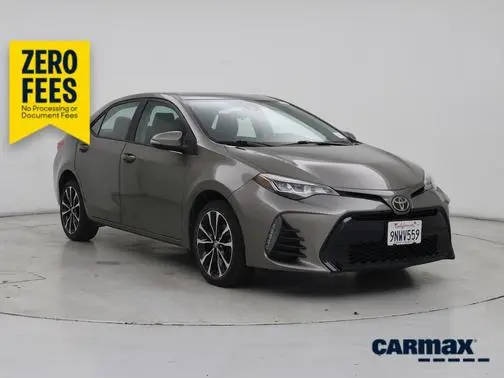 2017 Toyota Corolla SE FWD photo