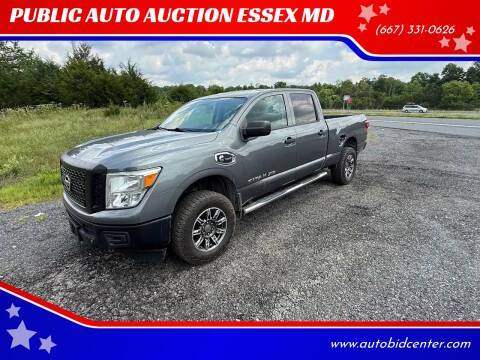 2017 Nissan Titan XD S 4WD photo