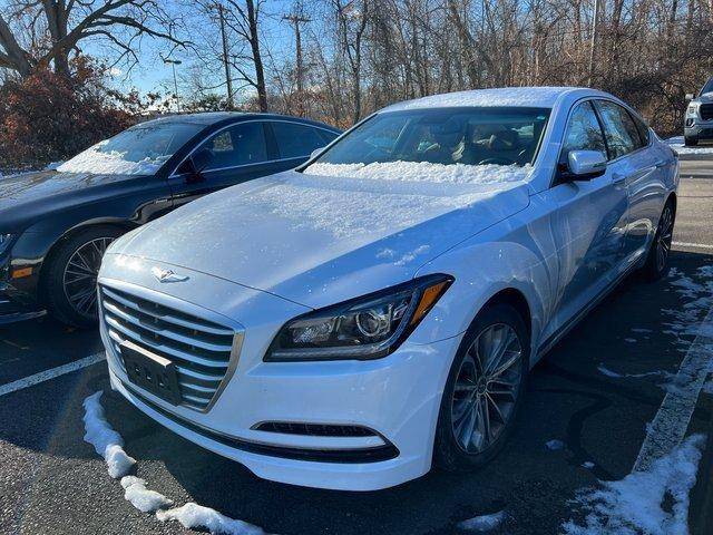 2016 Hyundai Genesis 3.8L RWD photo