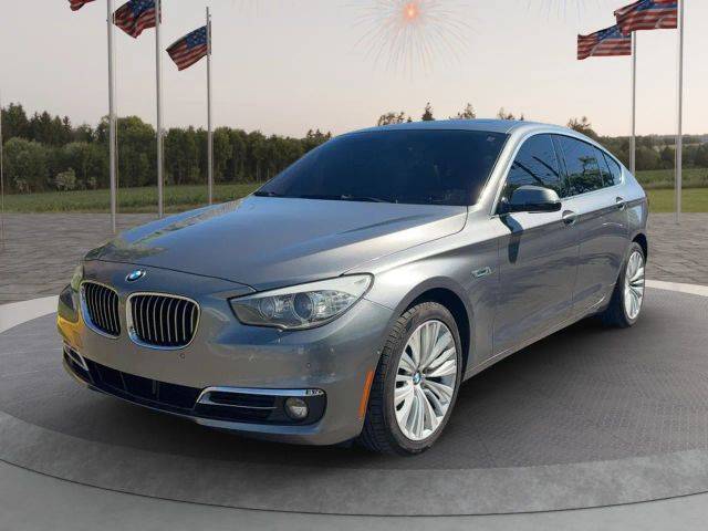 2016 BMW 5 Series Gran Turismo 535i RWD photo
