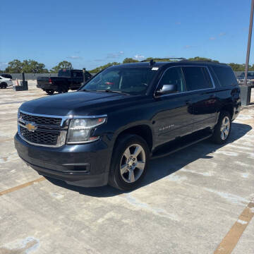 2017 Chevrolet Suburban LS RWD photo