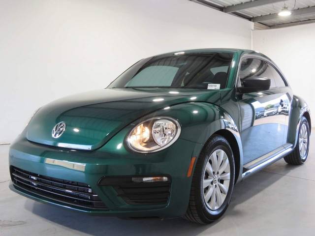 2017 Volkswagen Beetle 1.8T S FWD photo