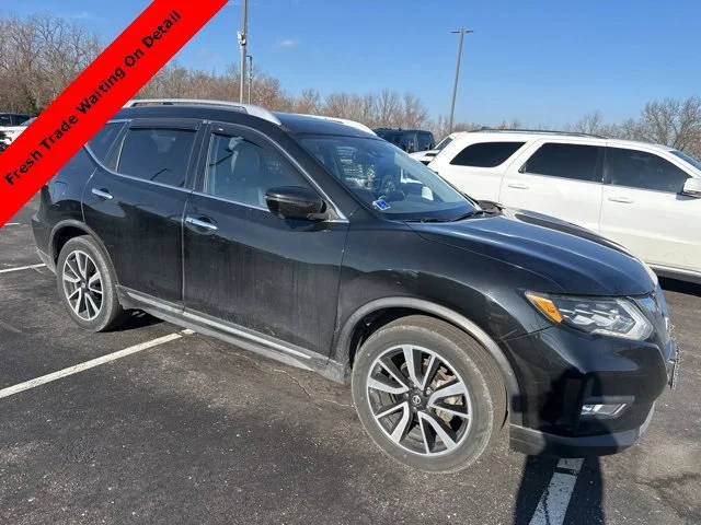 2017 Nissan Rogue SL AWD photo