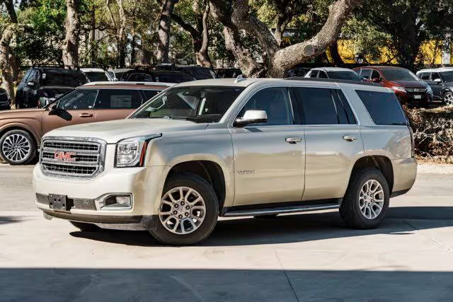 2017 GMC Yukon SLT RWD photo