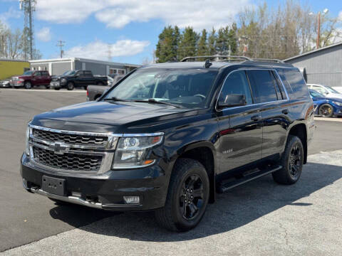 2017 Chevrolet Tahoe LT 4WD photo