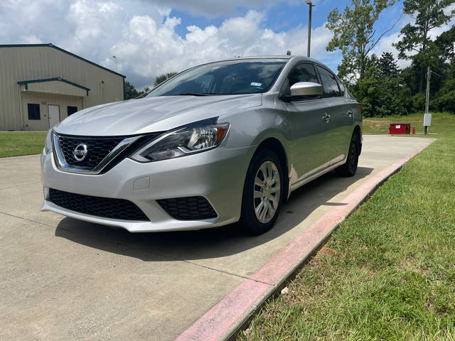 2017 Nissan Sentra SV FWD photo