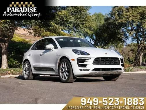 2017 Porsche Macan GTS AWD photo