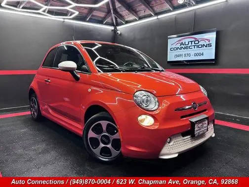 2017 FIAT 500e FWD photo