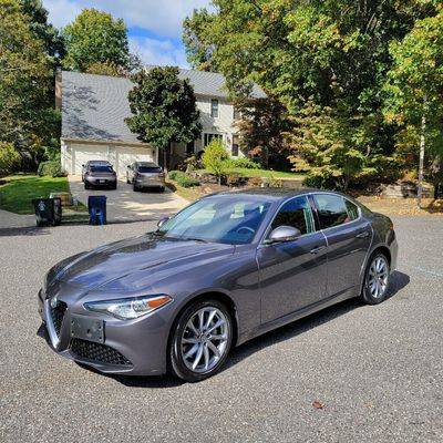 2017 Alfa Romeo Giulia  AWD photo