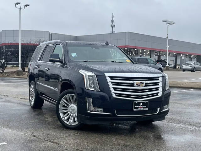 2017 Cadillac Escalade Platinum 4WD photo