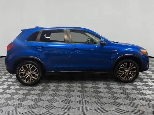 2017 Mitsubishi Outlander Sport ES 2.0 4WD photo