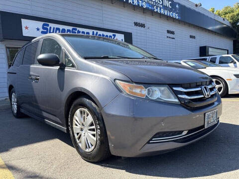 2017 Honda Odyssey LX FWD photo