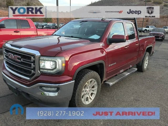 2017 GMC Sierra 1500 SLE 4WD photo