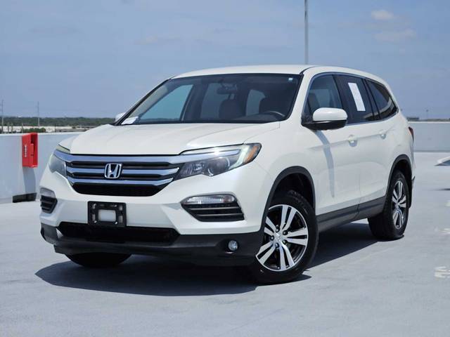2017 Honda Pilot EX FWD photo