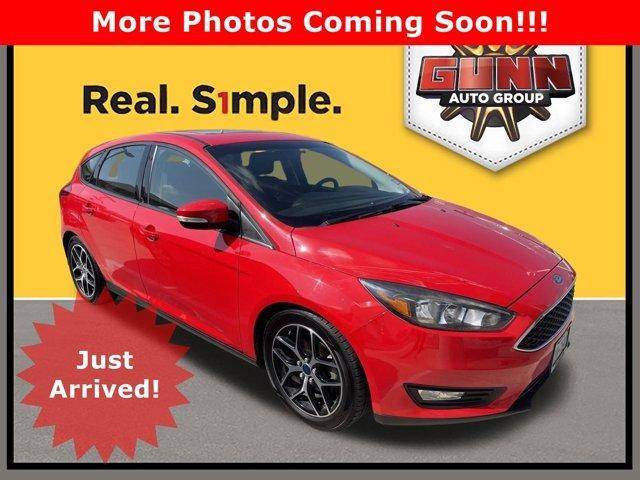 2017 Ford Focus SEL FWD photo