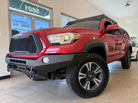 2017 Toyota Tacoma TRD Sport 4WD photo