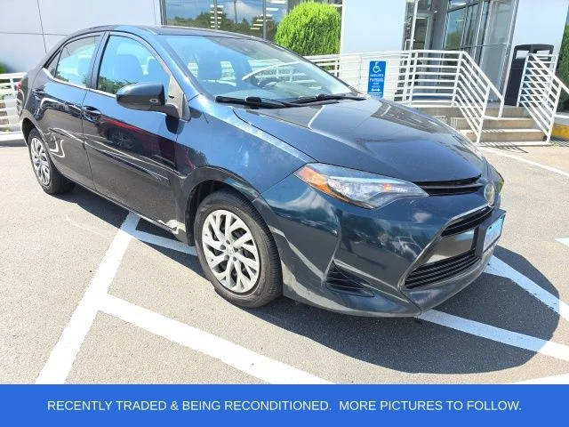 2017 Toyota Corolla LE FWD photo