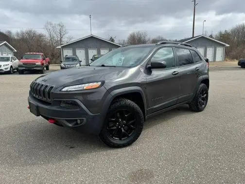 2017 Jeep Cherokee Trailhawk 4WD photo