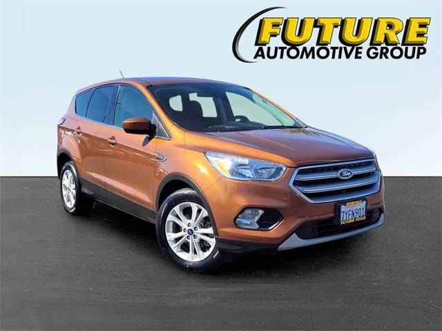 2017 Ford Escape SE FWD photo