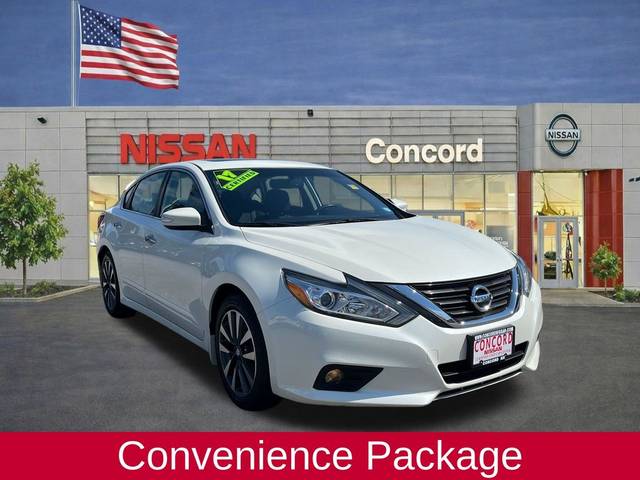 2017 Nissan Altima 2.5 SV FWD photo