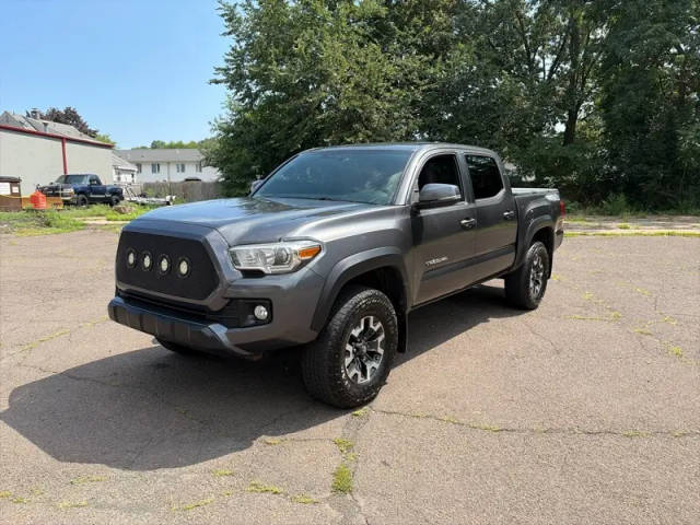 2017 Toyota Tacoma TRD Off Road 4WD photo