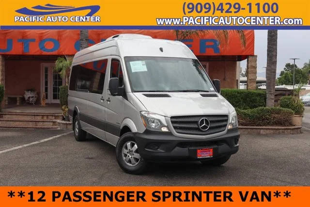 2016 Mercedes-Benz Sprinter  RWD photo
