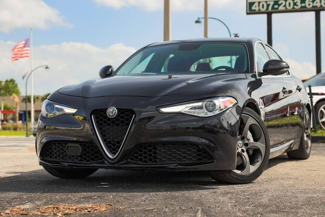 2017 Alfa Romeo Giulia  RWD photo