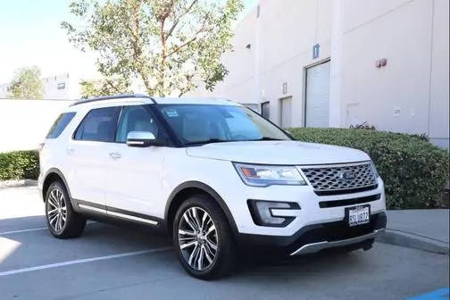 2017 Ford Explorer Platinum 4WD photo