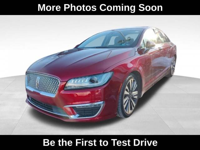 2017 Lincoln MKZ Hybrid Reserve FWD photo