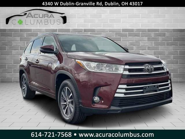 2017 Toyota Highlander XLE AWD photo