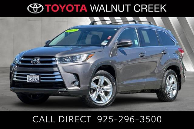 2017 Toyota Highlander Limited AWD photo