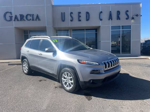 2017 Jeep Cherokee Latitude 4WD photo