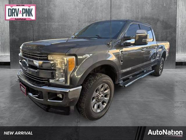 2017 Ford F-250 Super Duty Lariat 4WD photo