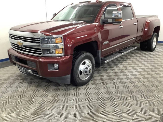 2016 Chevrolet Silverado 3500HD High Country 4WD photo