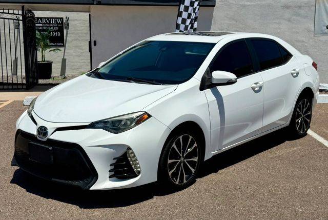 2017 Toyota Corolla SE FWD photo