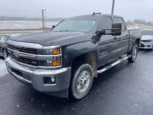 2016 Chevrolet Silverado 2500HD LT 4WD photo