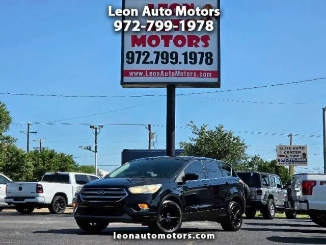 2017 Ford Escape SE FWD photo
