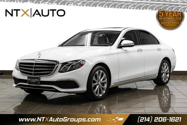 2017 Mercedes-Benz E-Class E 300 Luxury RWD photo