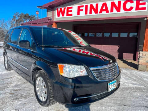 2015 Chrysler Town and Country Touring FWD photo