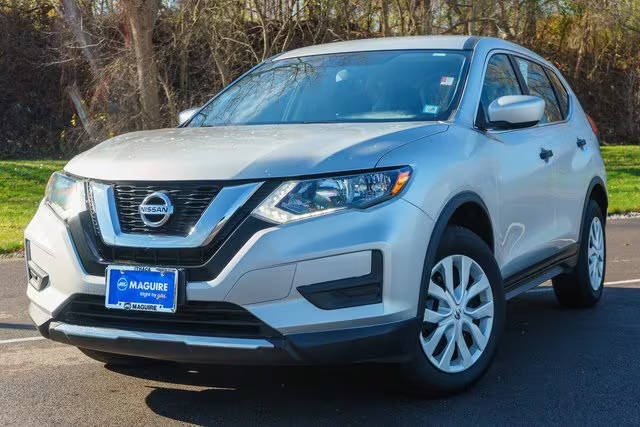 2017 Nissan Rogue S AWD photo