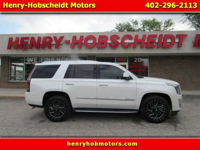 2017 Cadillac Escalade Luxury 4WD photo