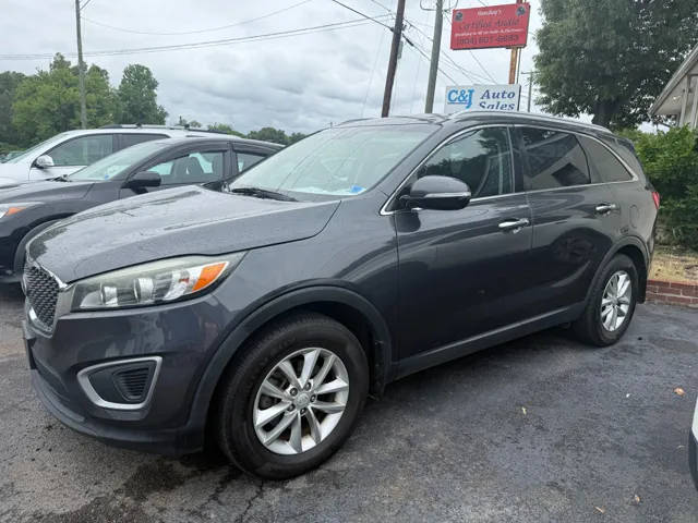 2017 Kia Sorento LX FWD photo