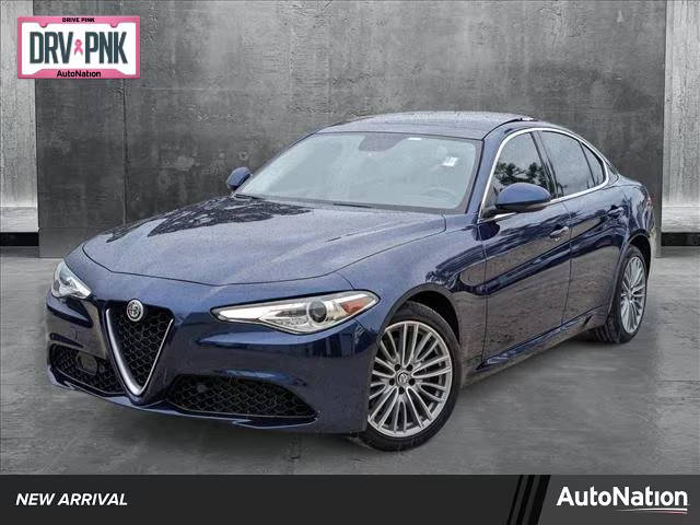 2017 Alfa Romeo Giulia Ti AWD photo