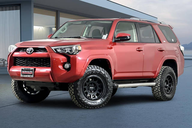 2017 Toyota 4Runner SR5 RWD photo