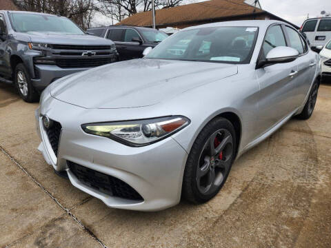 2017 Alfa Romeo Giulia  AWD photo